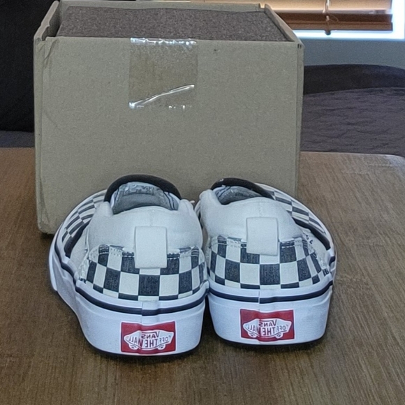 Vans Kids Slip-On Checkerboard Shoe Size 12 - Picture 4 of 9